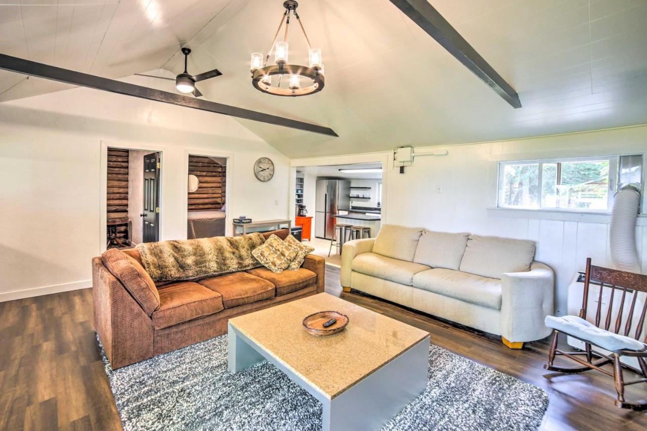 Crivitz Lakefront Escape With Boat Dock And Slip! Exterior foto