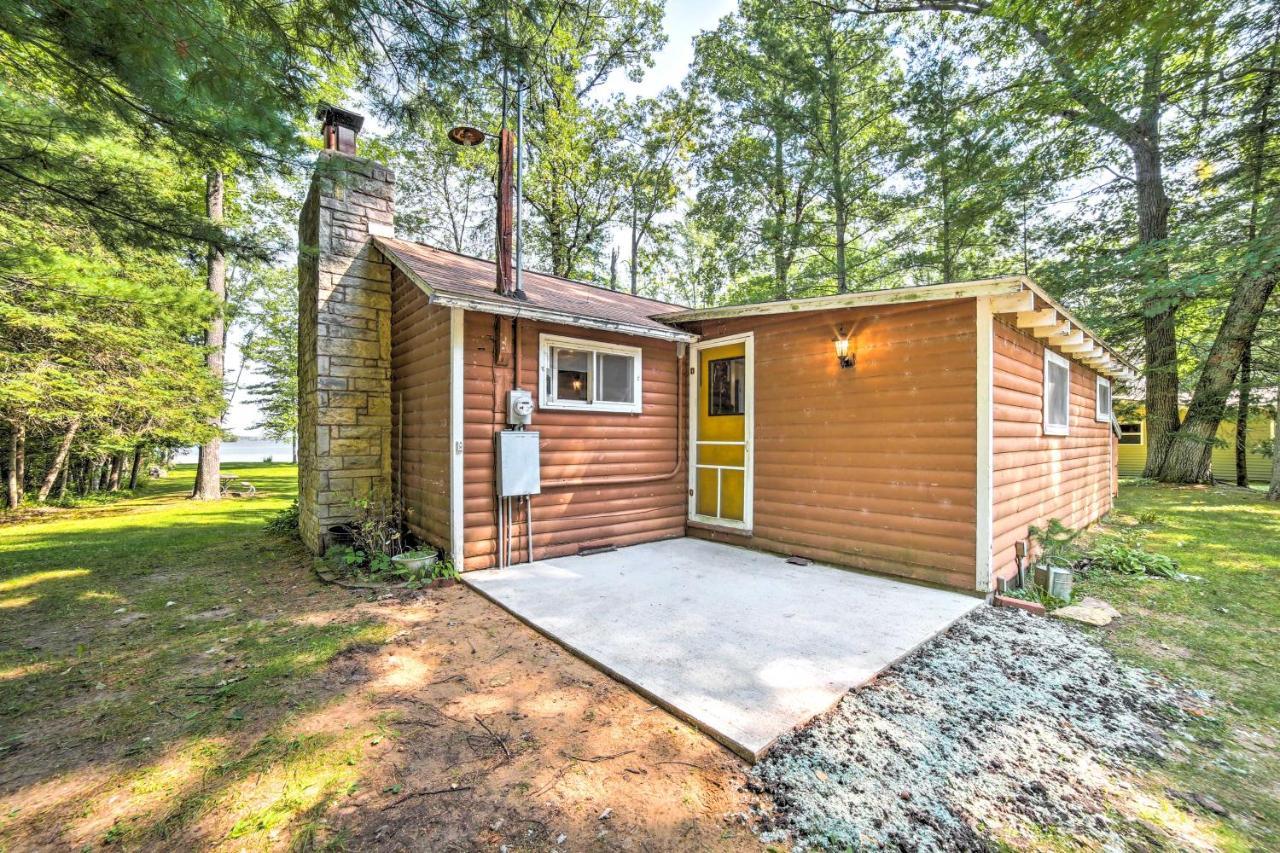 Crivitz Lakefront Escape With Boat Dock And Slip! Exterior foto